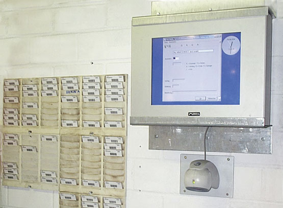 Betriebsdatenerfassung Terminal zur Erfassung von Betriebsdaten